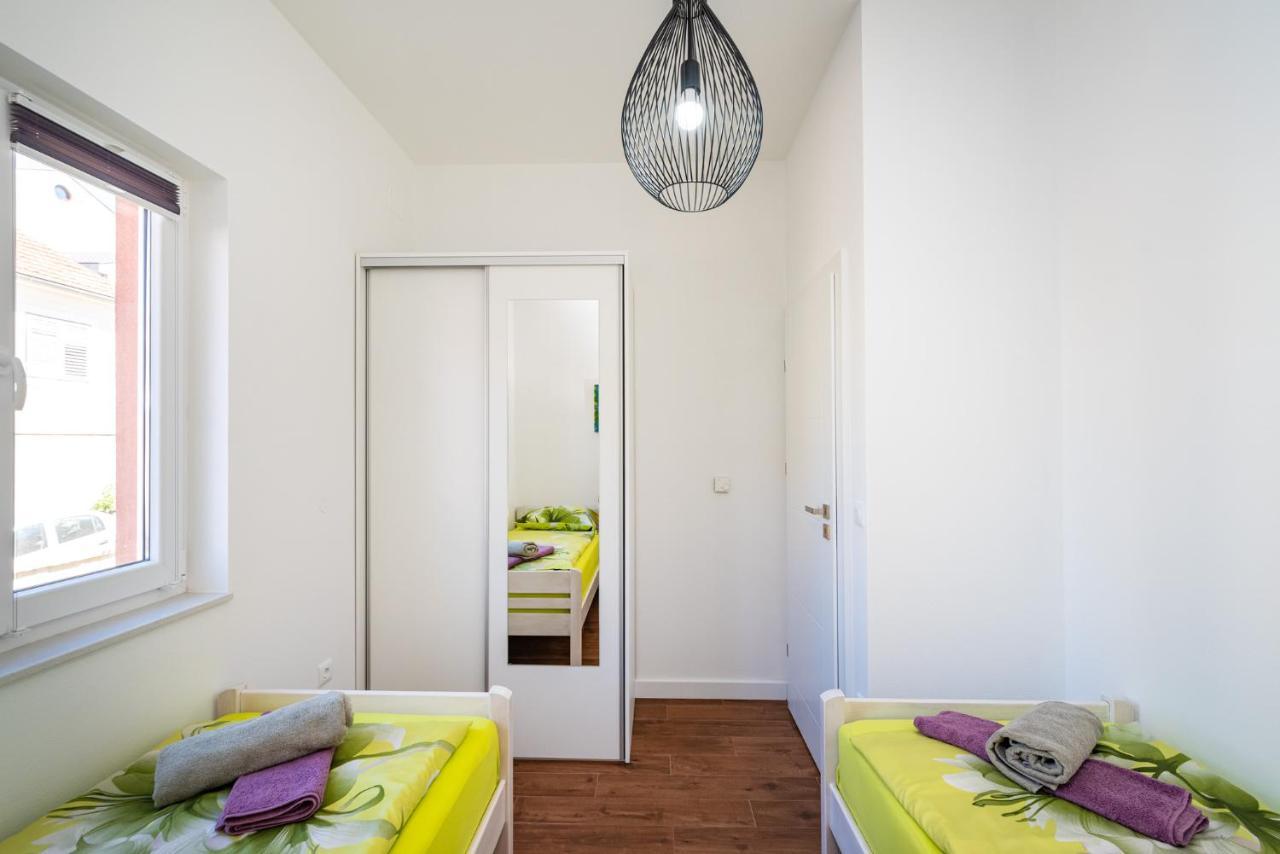 Apartments Junior Zadar Exterior photo
